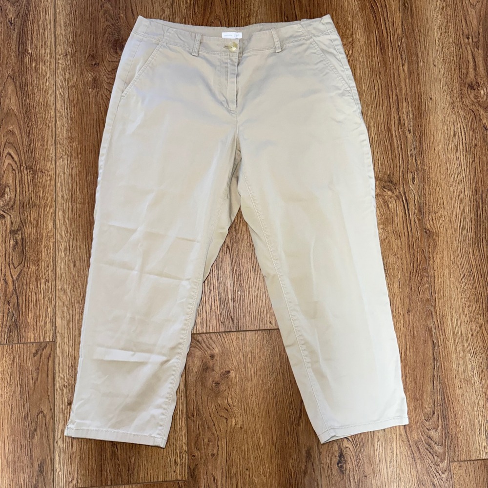 J Jill Live-In Chino Capris Womens 8 Tan Straight Leg Pants Cotton Minimalist